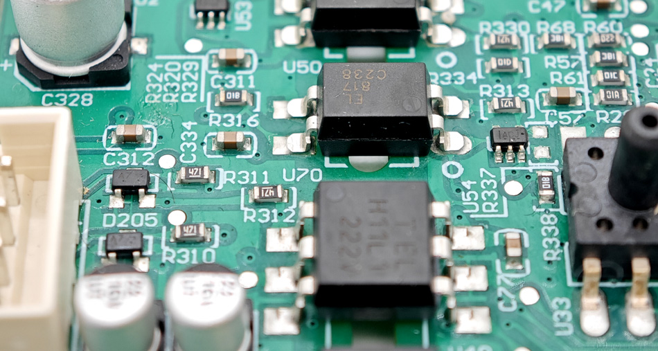 Jak ovlivňuje řízení zásob továren PCBA cyklus dodávek?