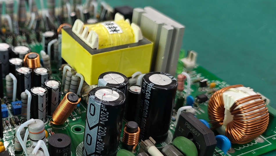 Jak mohou továrny na PCBA snížit náklady prostřednictvím automatizované výroby?