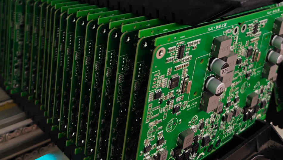 Dešifrování celoprocesního systému monitorování kvality továren PCBA