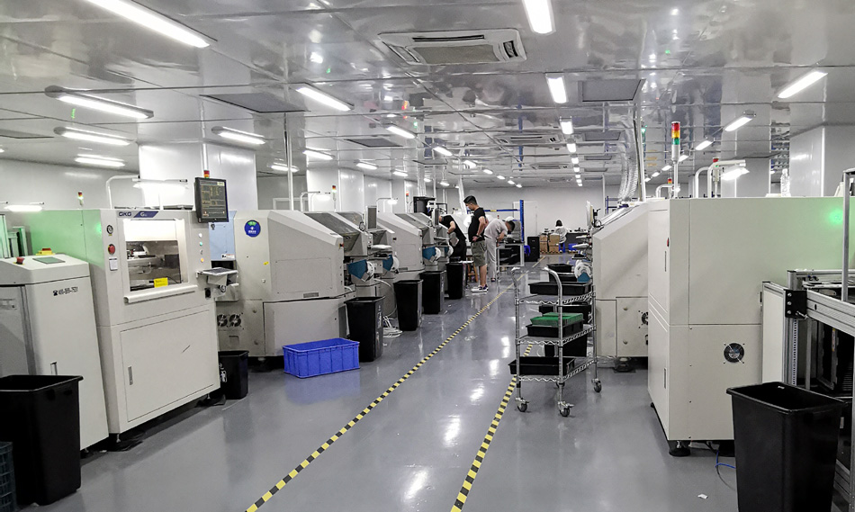 Jak multifunkční výrobní linky zlepšují flexibilitu výrobní kapacity továren na výrobu PCBA?