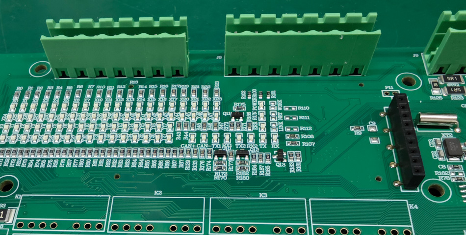 Tajemství rychlého dodání: Optimalizace dodací lhůty pro továrny na PCBA